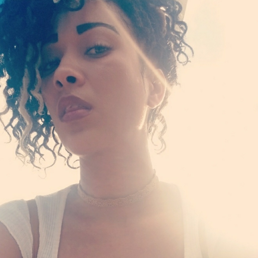 Meet your Posher, Amorell